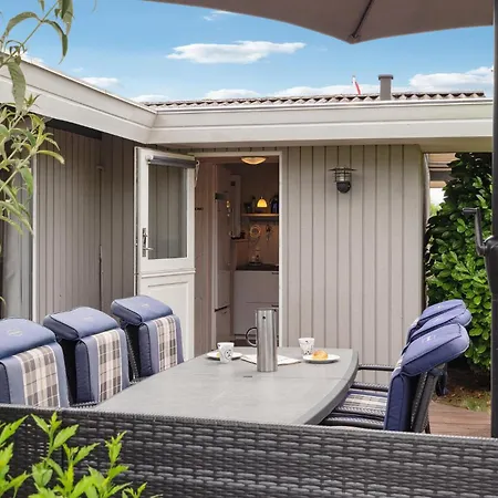 Stunning In Assens With Kitchen *