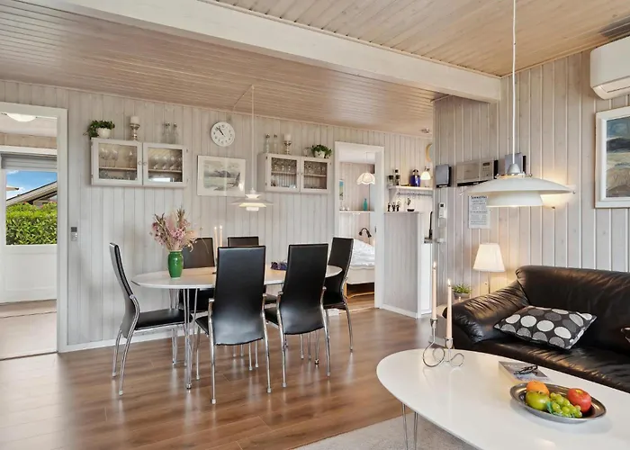 With A Fireplace 03 Assens